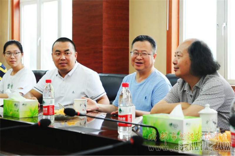 “庆八一·进军营”成都市书法家协会拥军活动举行 - 协会动态 - 成都市书法家协会