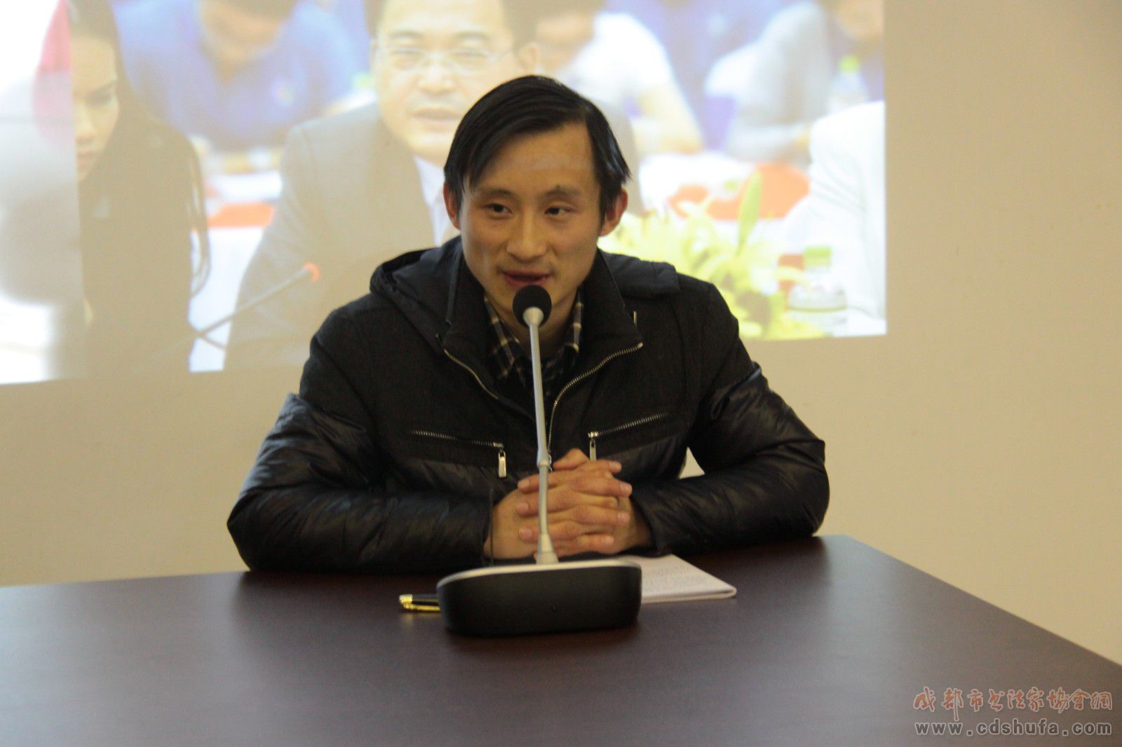 成都书协副主席魏爱臣作《当代书法在对魏晋经典的破与立中走向多元》的公益学术演讲 - 协会动态 - 成都市书法家协会