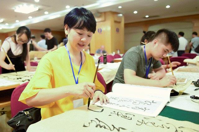 杨江帆作《行书的审美特质及临习》专题讲座
