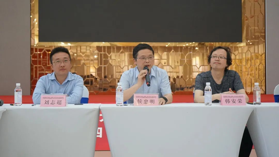 头条|四川大学2021届书法专业本硕学生毕业作品展在四川福宝美术馆举行
