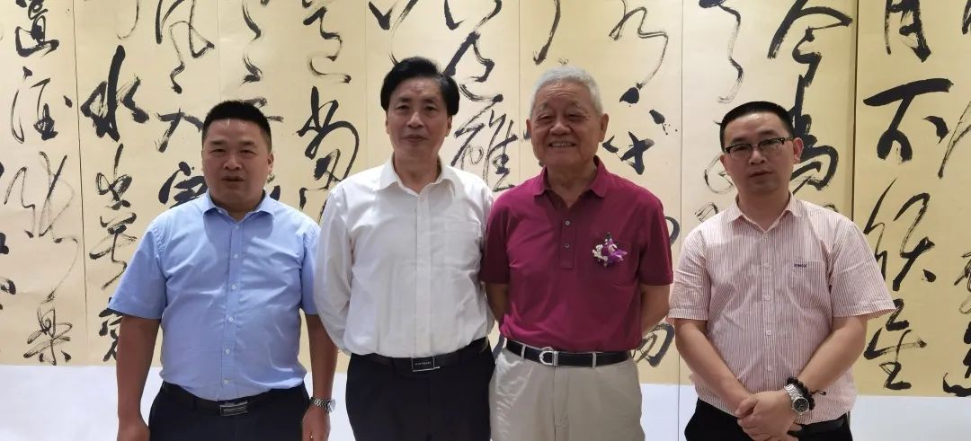 头条|四川大学2021届书法专业本硕学生毕业作品展在四川福宝美术馆举行