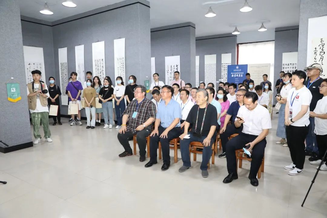 首届四川省高校书法学专业教学成果展暨学术研讨会取得圆满成功
