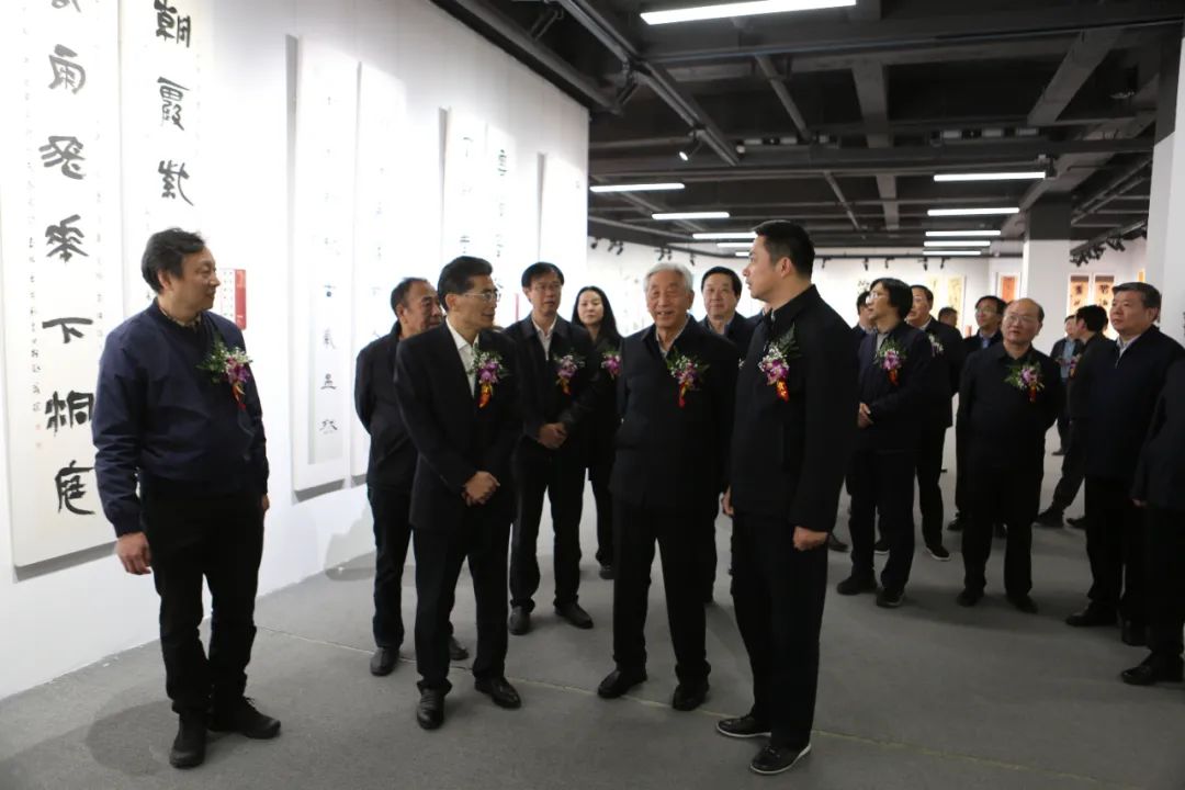 全国第九届楹联书法展览在郑州开幕